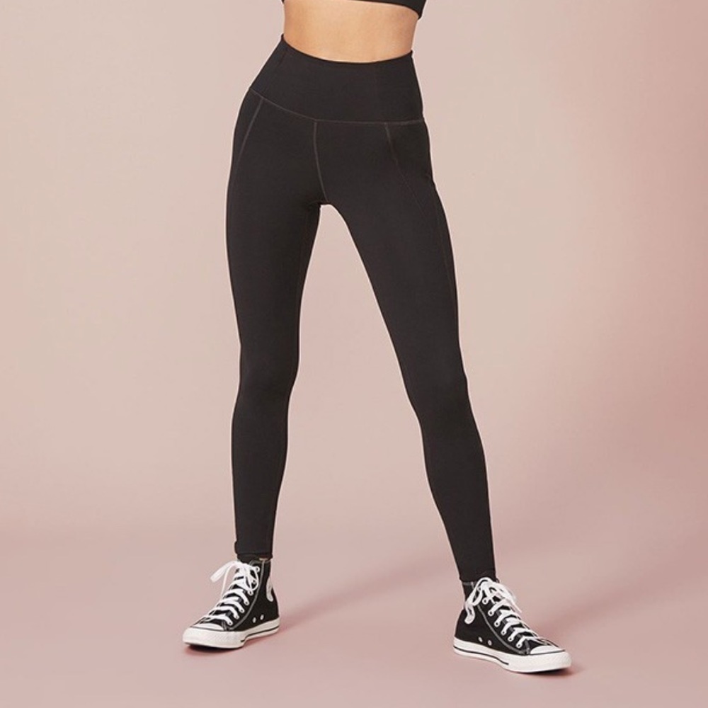 Girlfriend Collective black women’s leggings small GUC